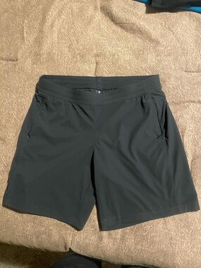 Kuhl Men's Black Athletic Shorts.